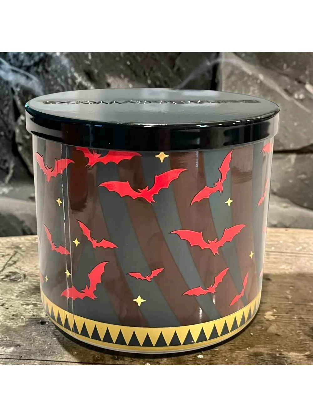 Bath & Body Works Vampire Blood 3-Wick Candle 14.5 oz Halloween New